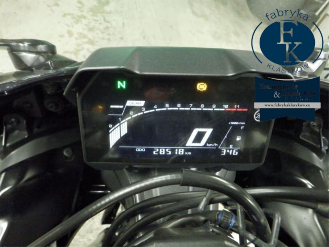YAMAHA YZF-R7-2 2022 - zdjęcie 13