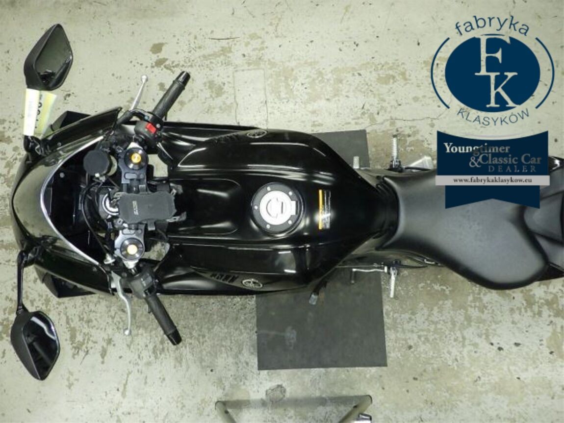YAMAHA YZF-R7-2 2022 - zdjęcie 32