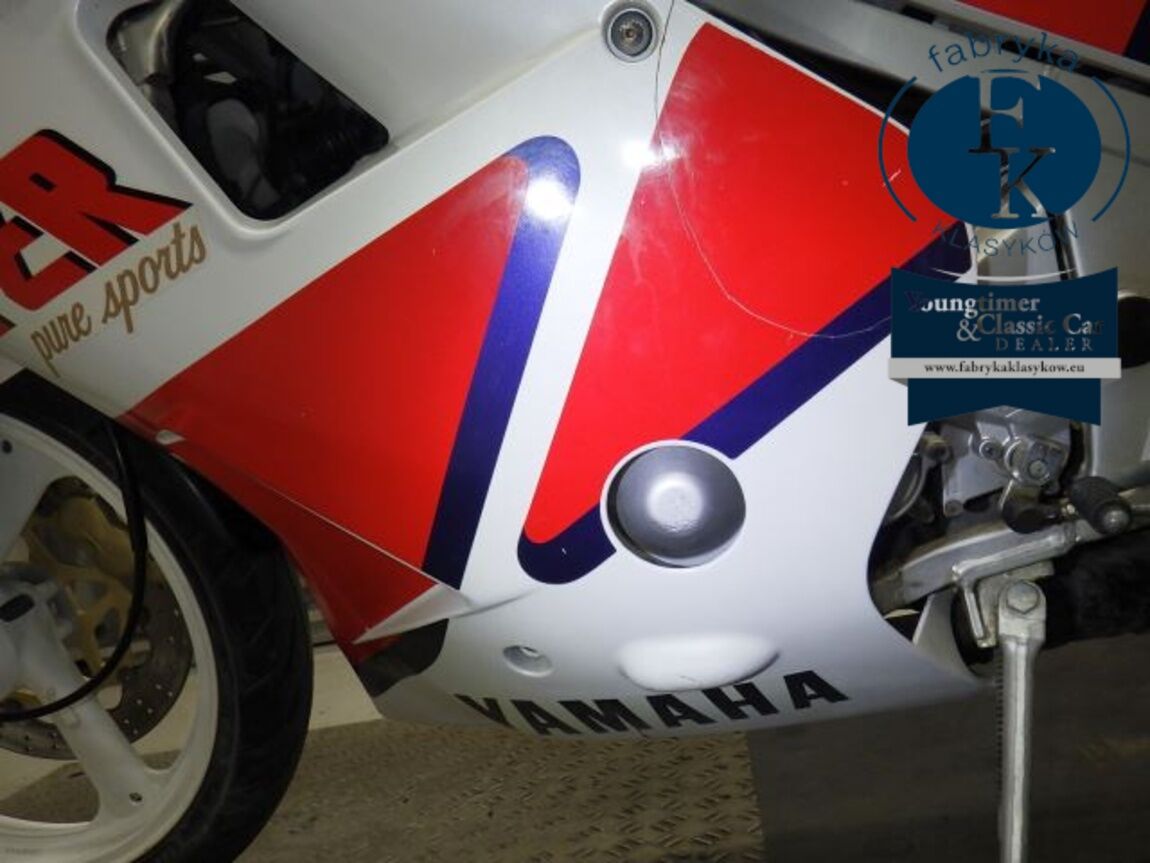 YAMAHA FZR250 - zdjęcie 20