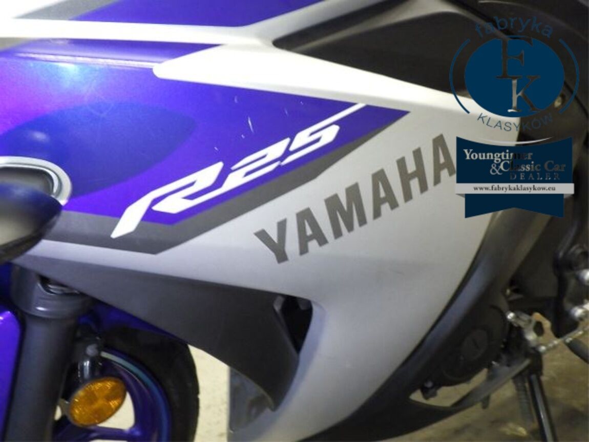 YAMAHA YZF-R25  - zdjęcie 20