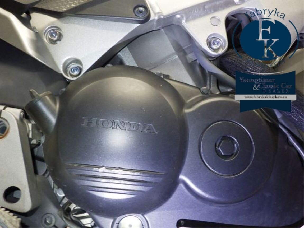 HONDA VFR800X 2021 - zdjęcie 11