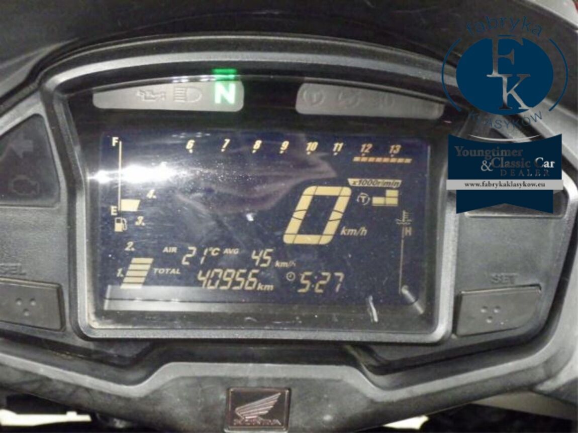 HONDA VFR800X 2021 - zdjęcie 13