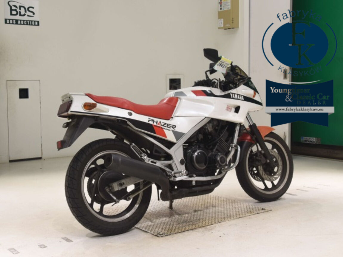 YAMAHA FZ250  - zdjęcie 6