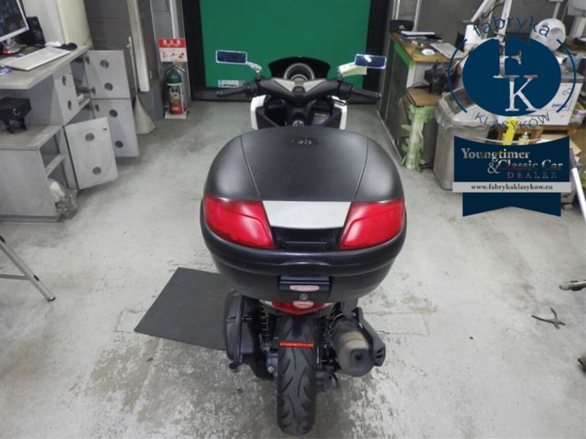 YAMAHA NMAX  - zdjęcie 30