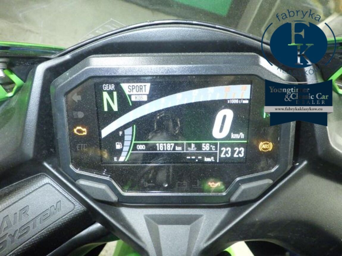 KAWASAKI ZX-4RR 2025 - zdjęcie 15