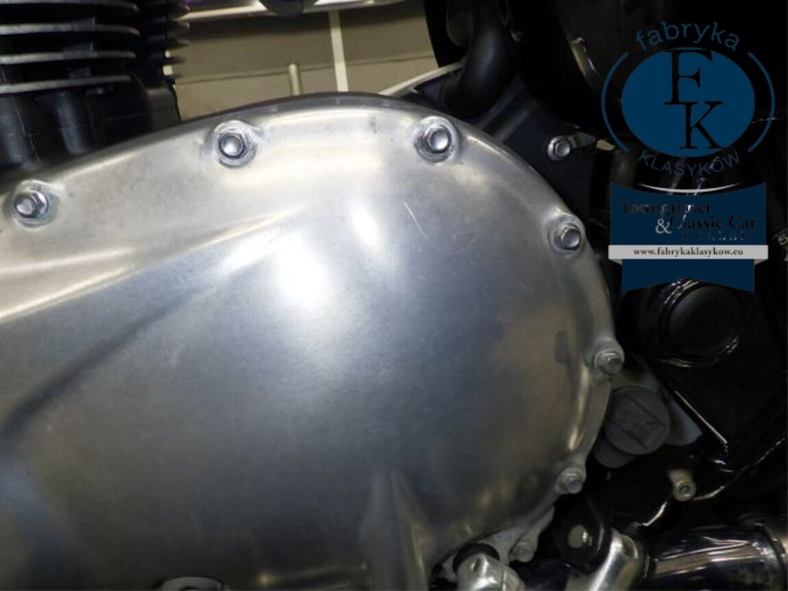 TRIUMPH BONNEVILLE T120 2016 - zdjęcie 11