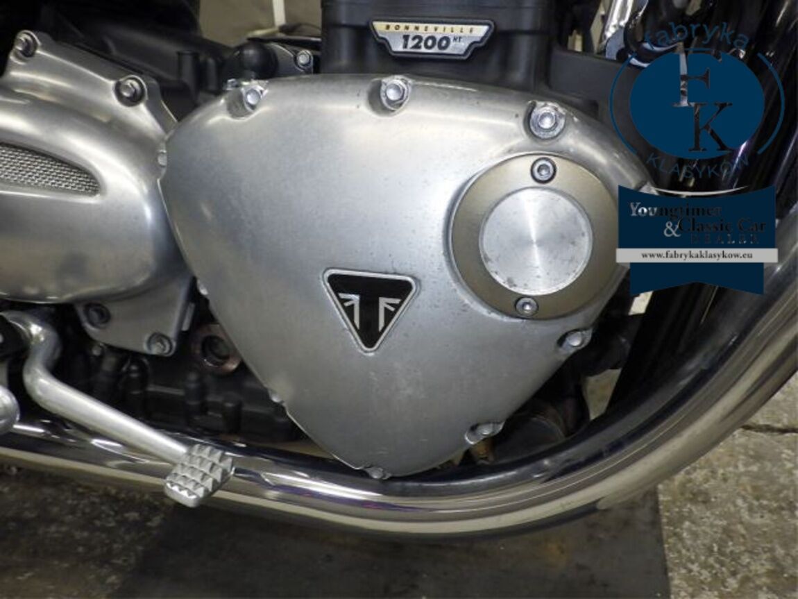 TRIUMPH BONNEVILLE T120 2016 - zdjęcie 12