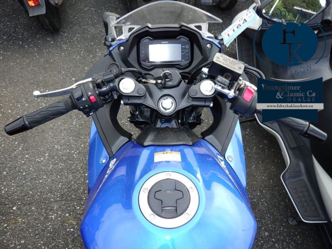 SUZUKI GSX250RA - zdjęcie 19