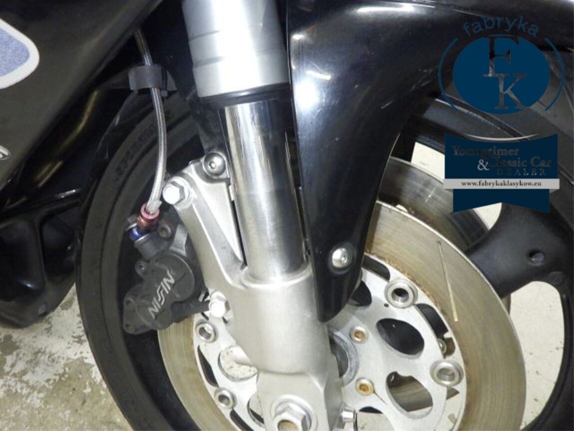 SUZUKI GSX-R1100 1990 - zdjęcie 23