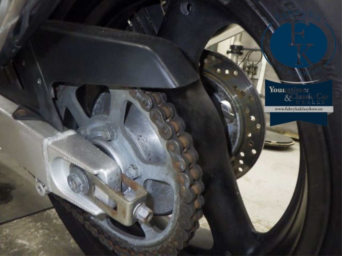 SUZUKI GSX-R1100 1990 - zdjęcie 25