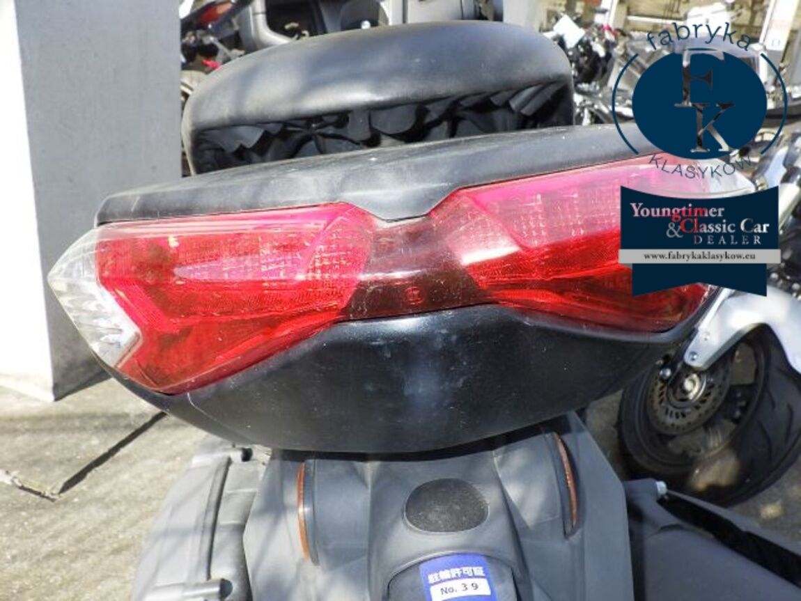 YAMAHA NMAX-2  - zdjęcie 35