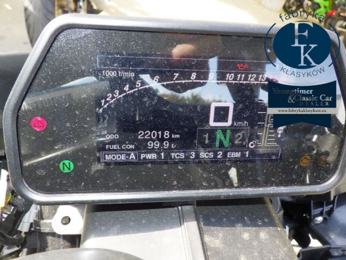 YAMAHA YZF-R1 2024 - zdjęcie 8
