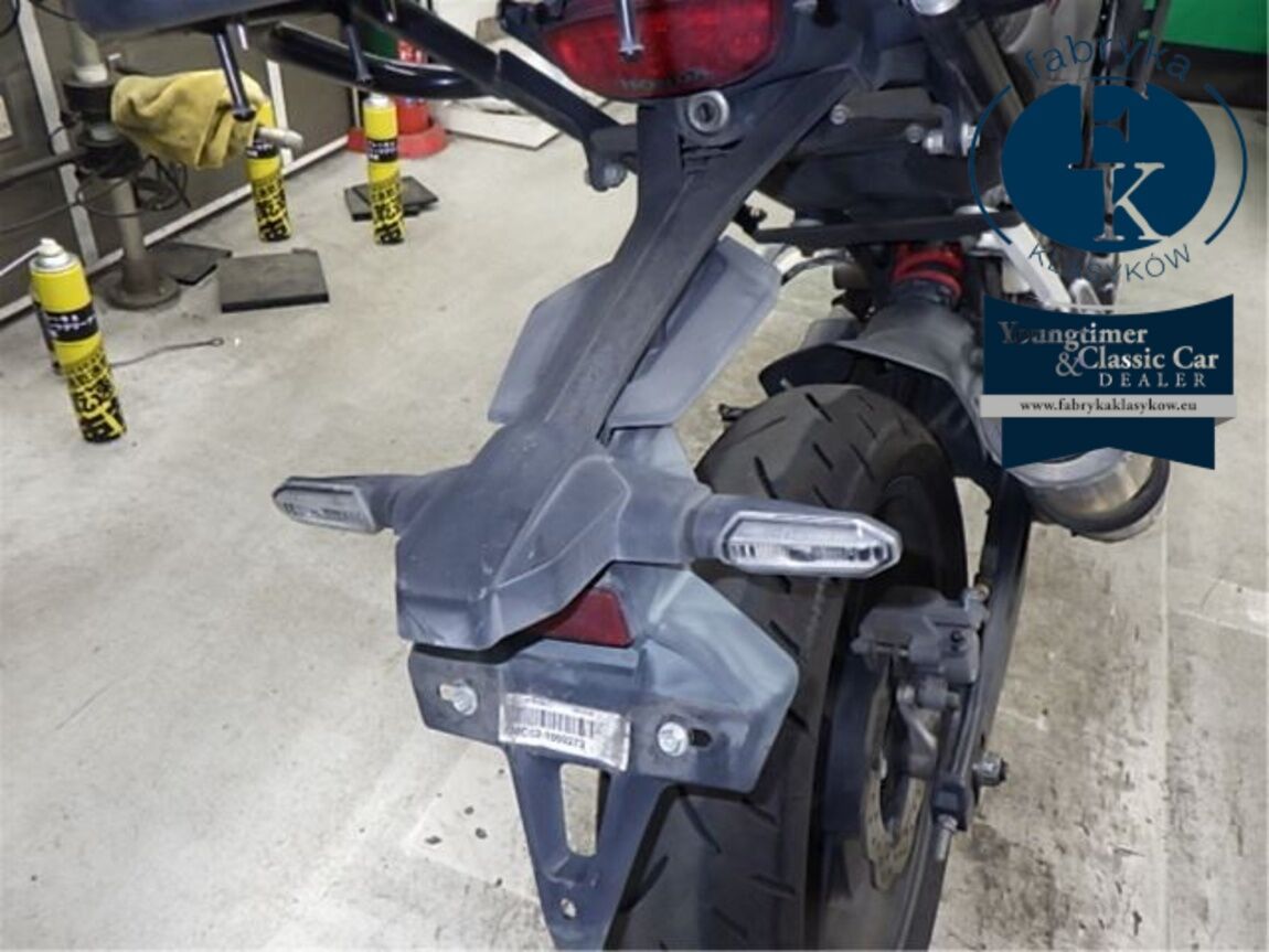 HONDA CB250R  - zdjęcie 20