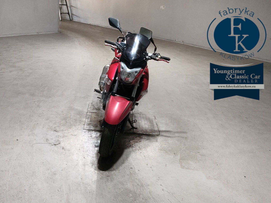 SUZUKI GSR250  - zdjęcie 4