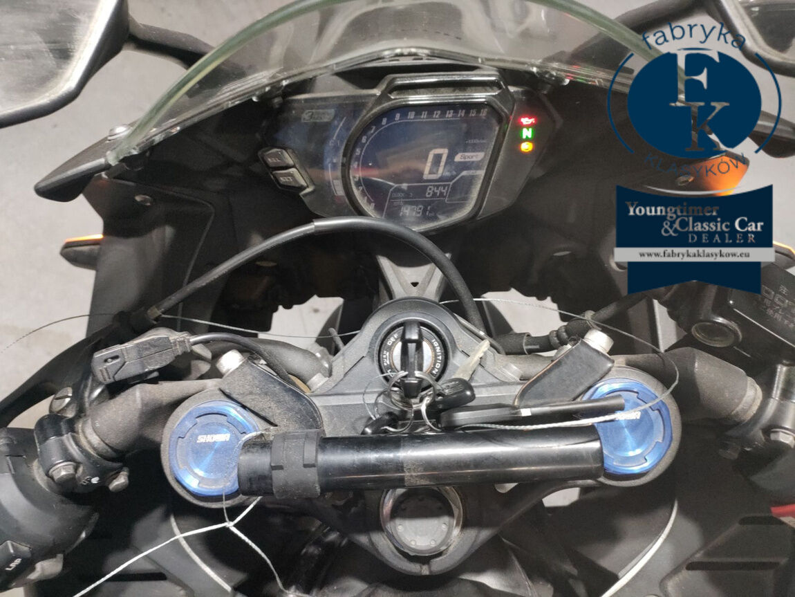 HONDA CBR250RR  - zdjęcie 6