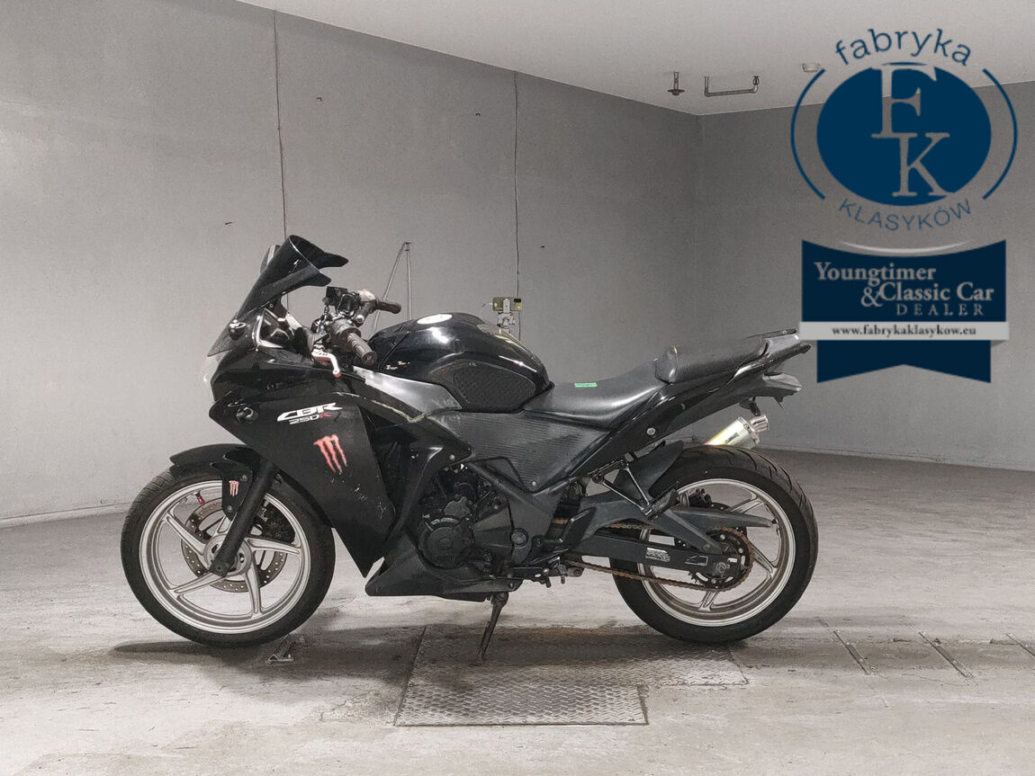 HONDA CBR250R - zdjęcie 3