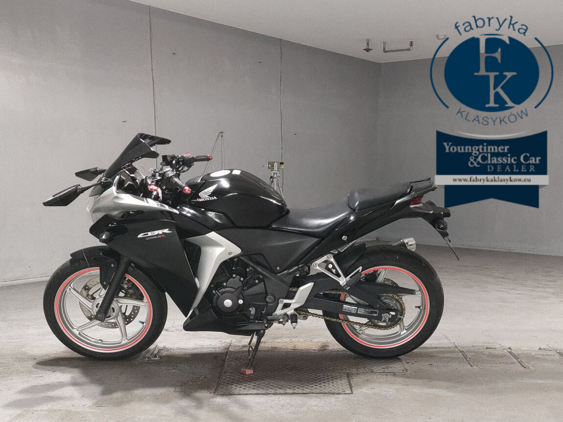 HONDA CBR250R  - zdjęcie 3