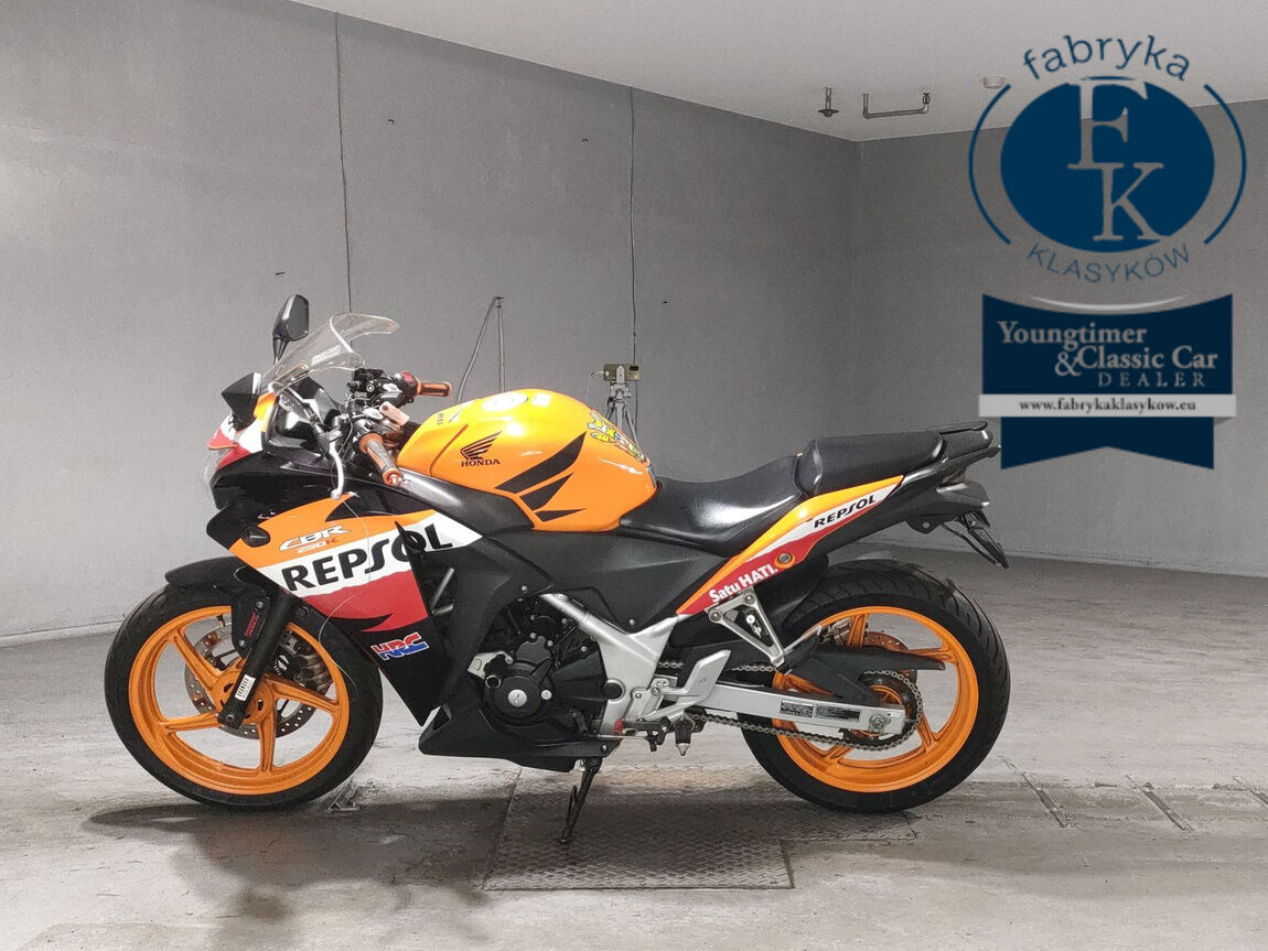 HONDA CBR250R  - zdjęcie 3