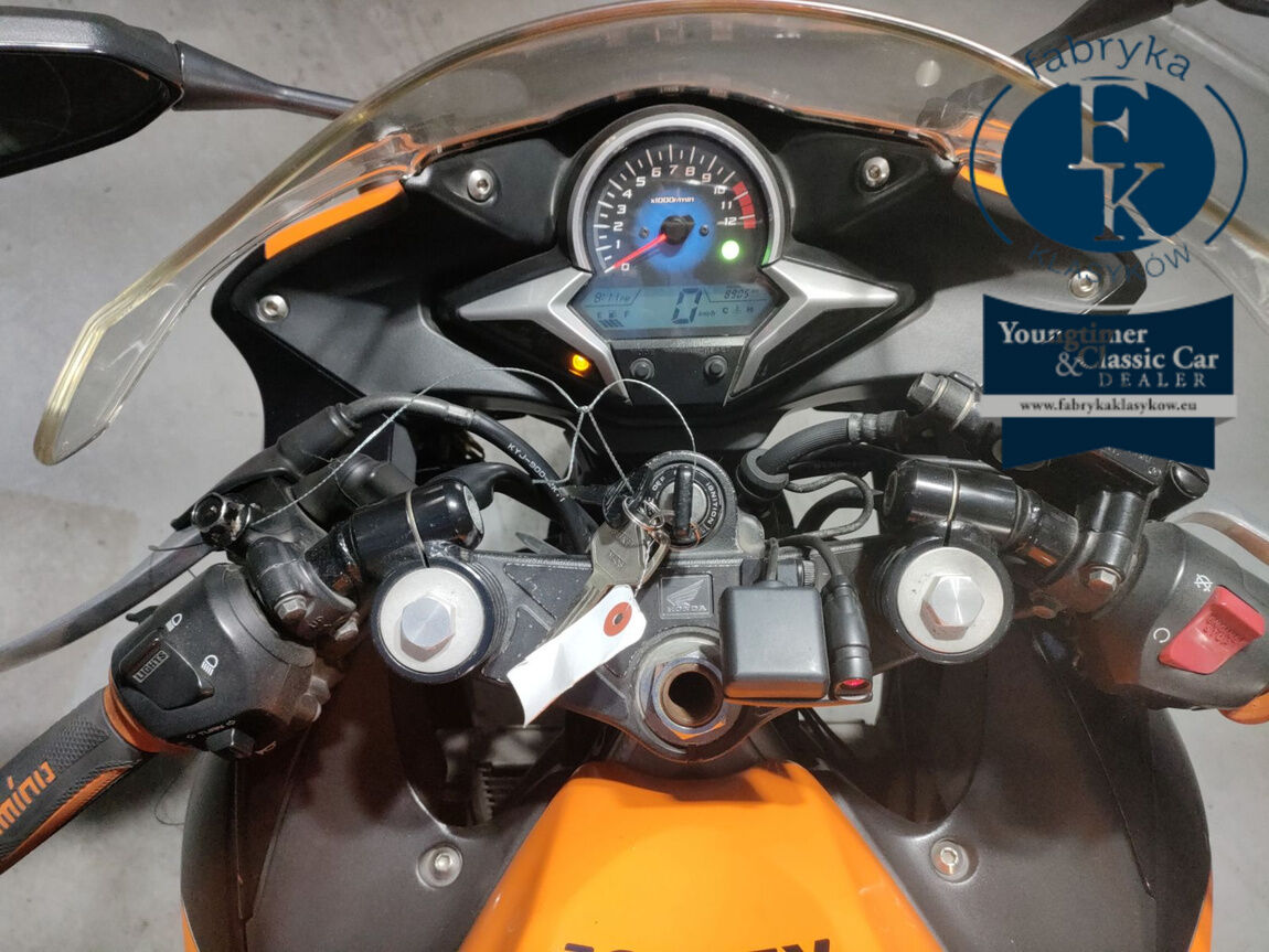 HONDA CBR250R  - zdjęcie 6