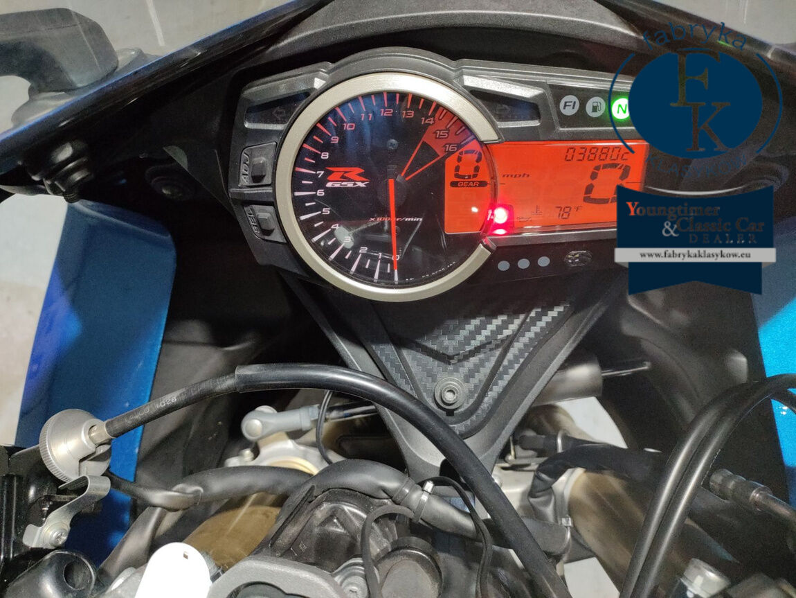 SUZUKI GSX-R750 2012 - zdjęcie 6