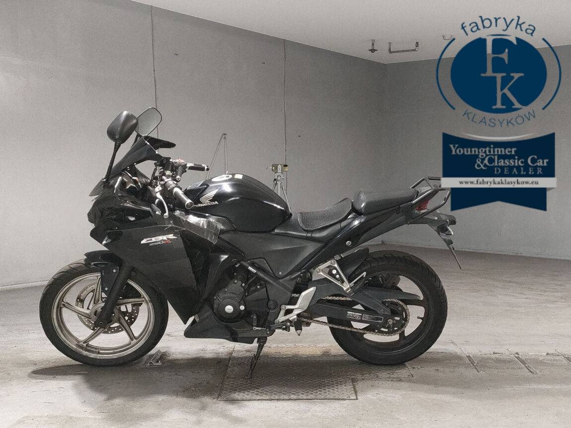 HONDA CBR250R  - zdjęcie 3