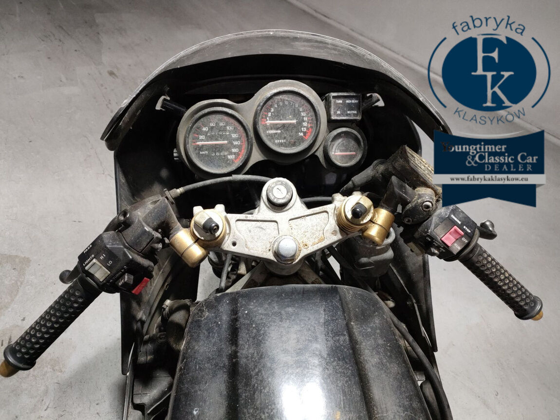 YAMAHA FZ400R  - zdjęcie 6