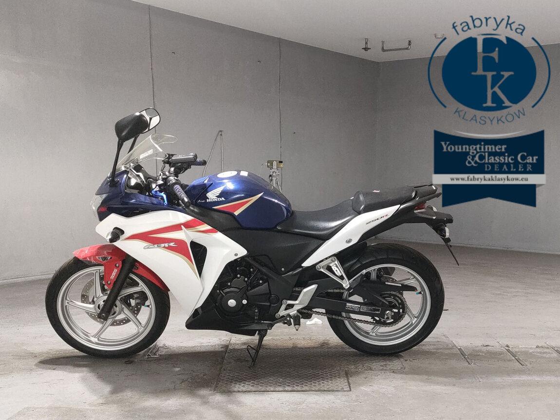 HONDA CBR250R  - zdjęcie 3