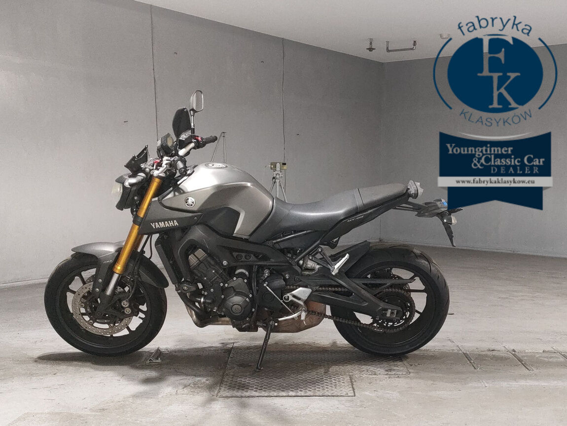YAMAHA MT-09 2016 - zdjęcie 3