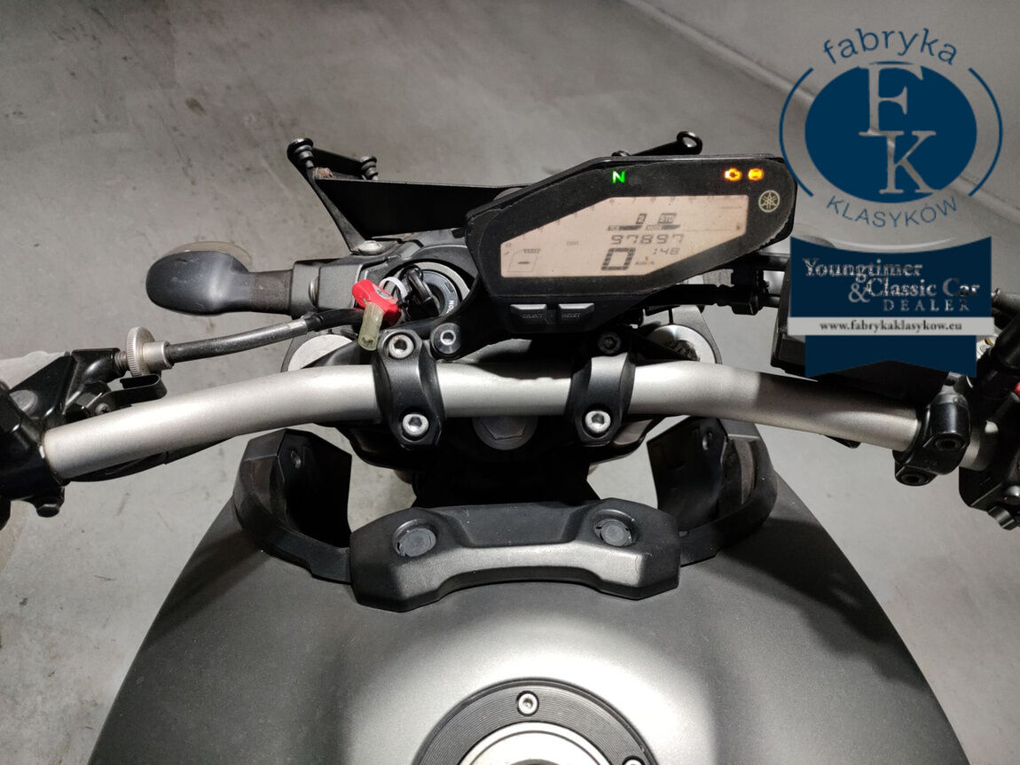 YAMAHA MT-09 2016 - zdjęcie 6