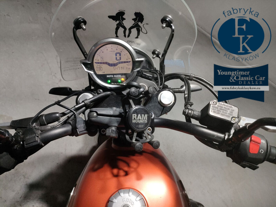 MOTO GUZZI MOTO GUZZI V7 STONE 2022 - zdjęcie 6