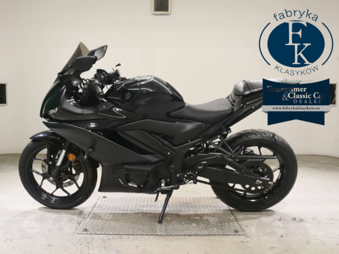 YAMAHA YZF-R3 2023 - zdjęcie 3