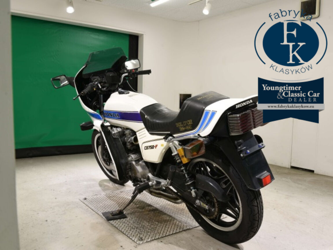 HONDA CB750 2023 - zdjęcie 7