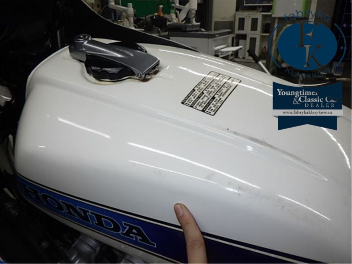 HONDA CB750 2023 - zdjęcie 17