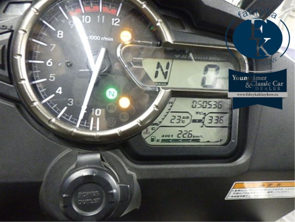SUZUKI V STROM1000A 2014 - zdjęcie 16