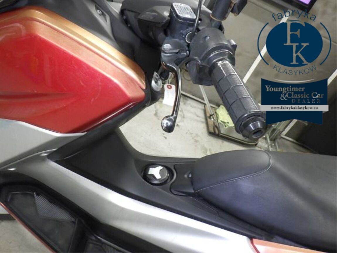 YAMAHA NMAX - zdjęcie 21