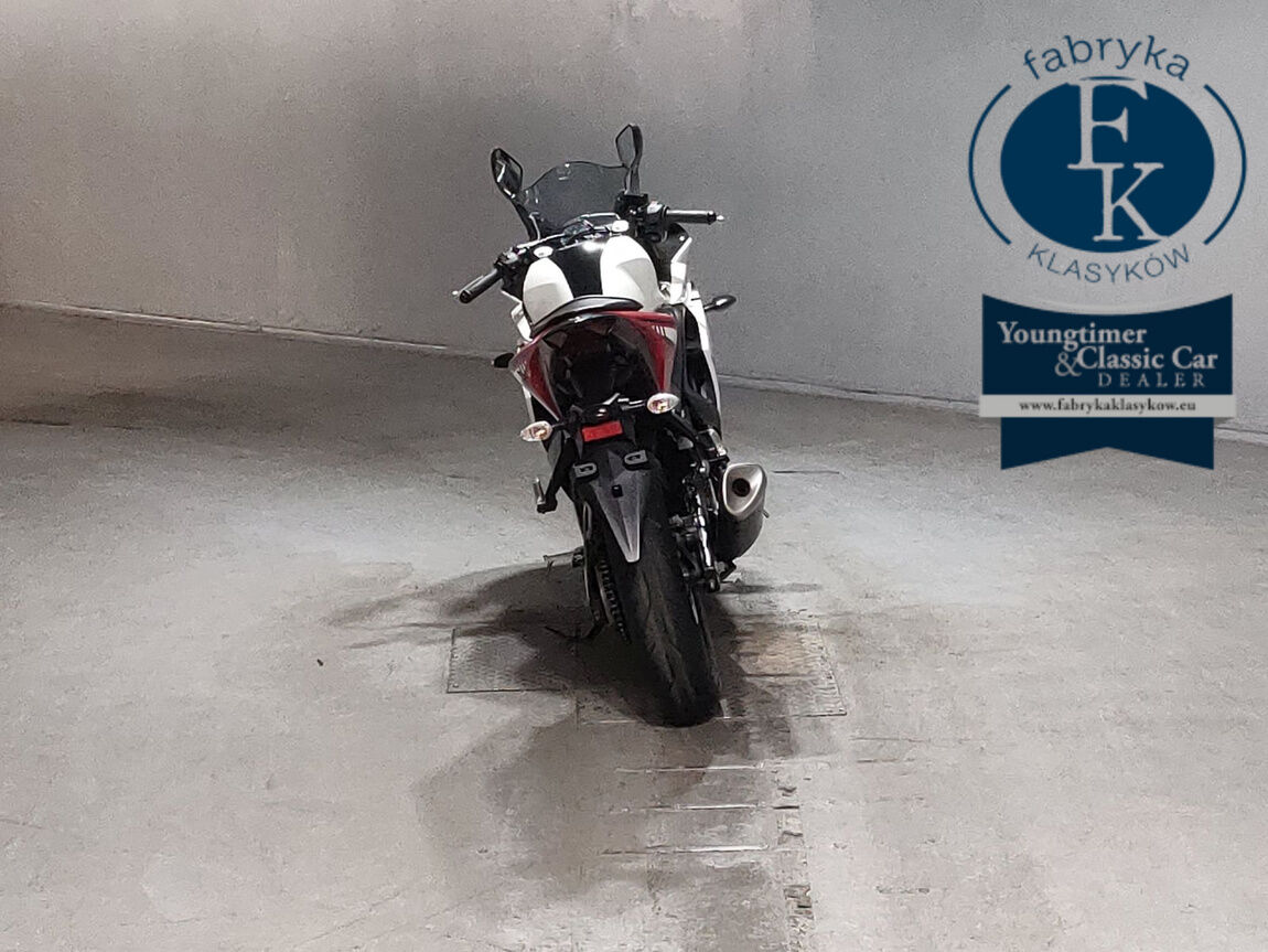 YAMAHA YZF-R25  - zdjęcie 5