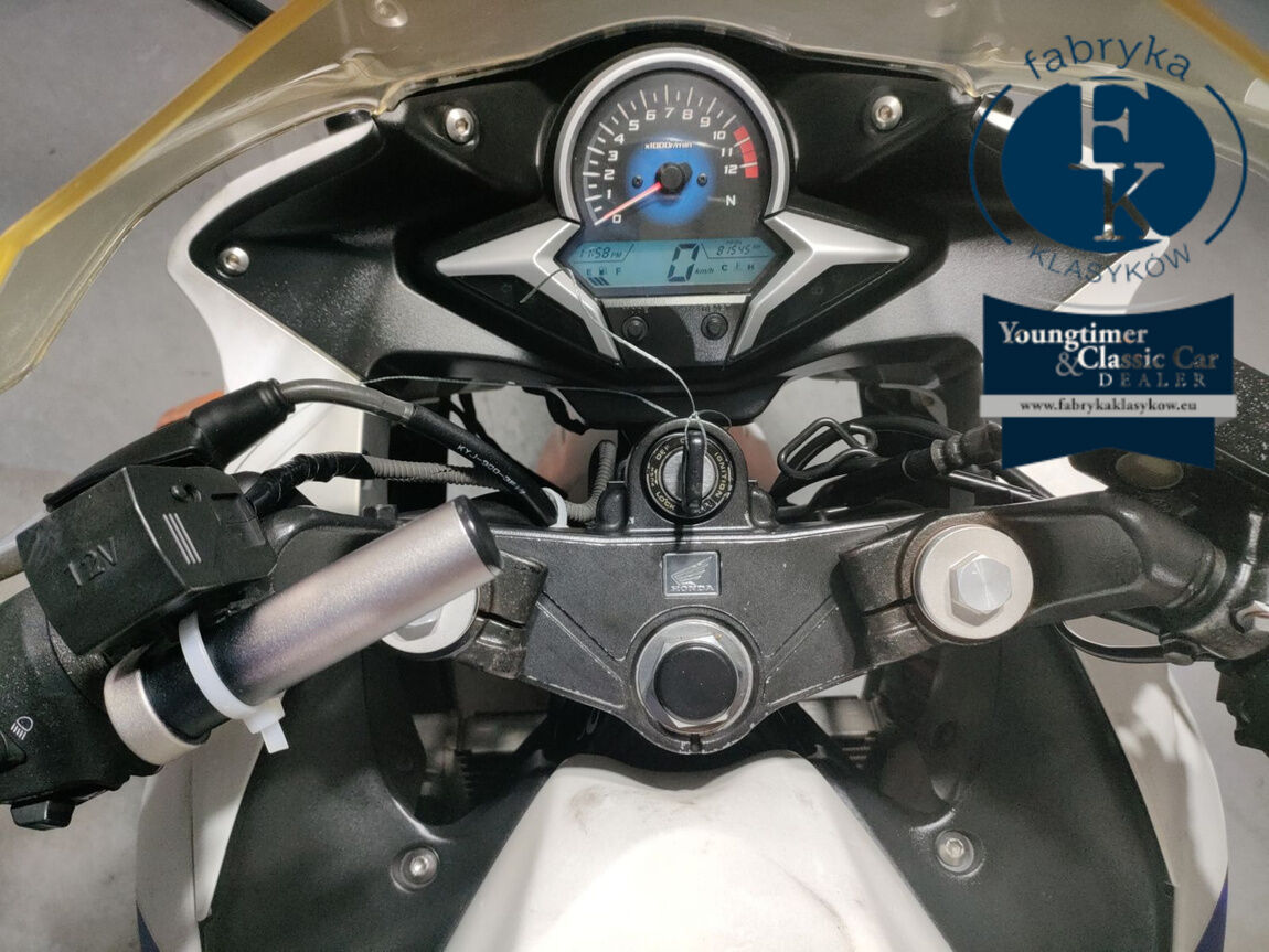 HONDA CBR250R  - zdjęcie 6