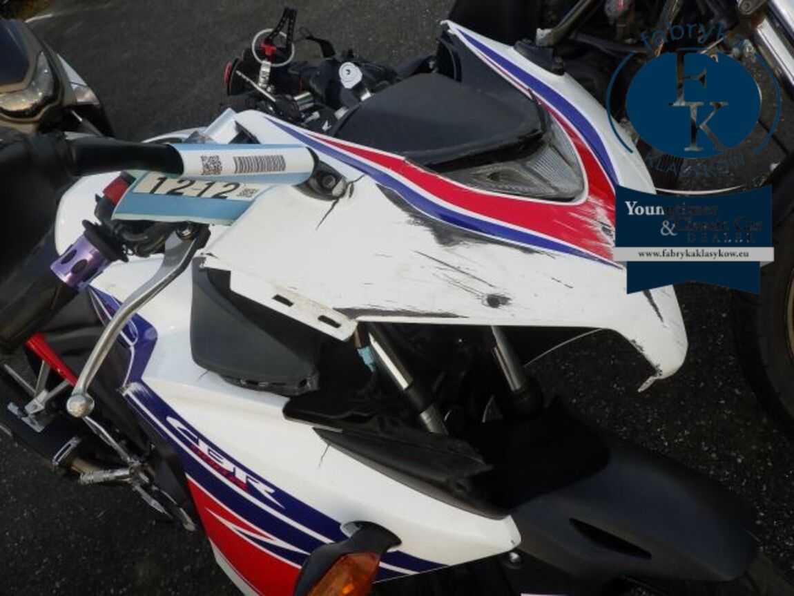 HONDA CBR400R 2016 - zdjęcie 9