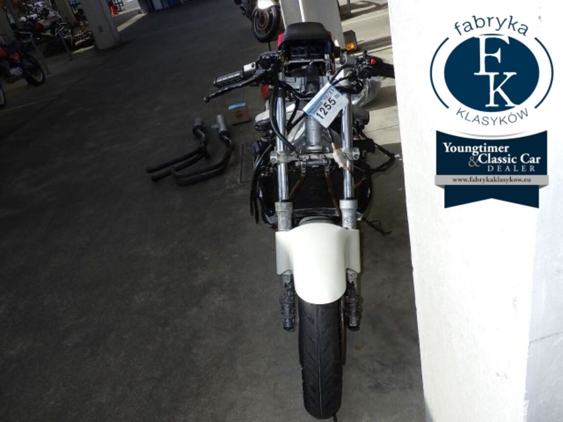 KAWASAKI GPZ400R 1985 - zdjęcie 16