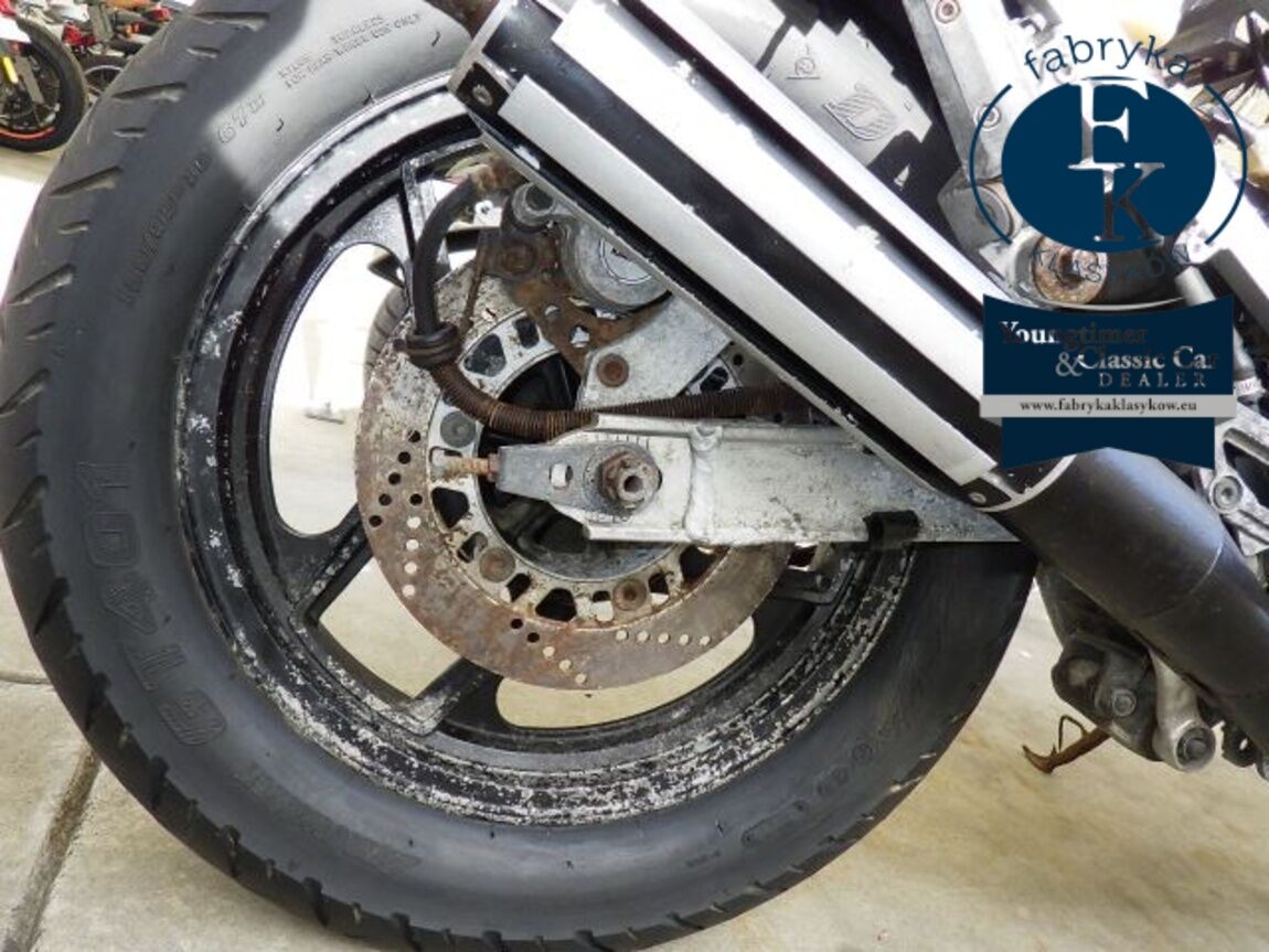 KAWASAKI GPZ400R 1985 - zdjęcie 22