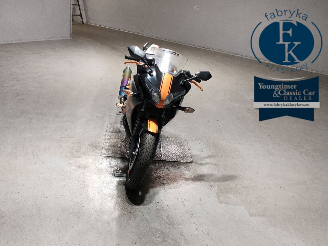 HONDA CBR250R  - zdjęcie 4