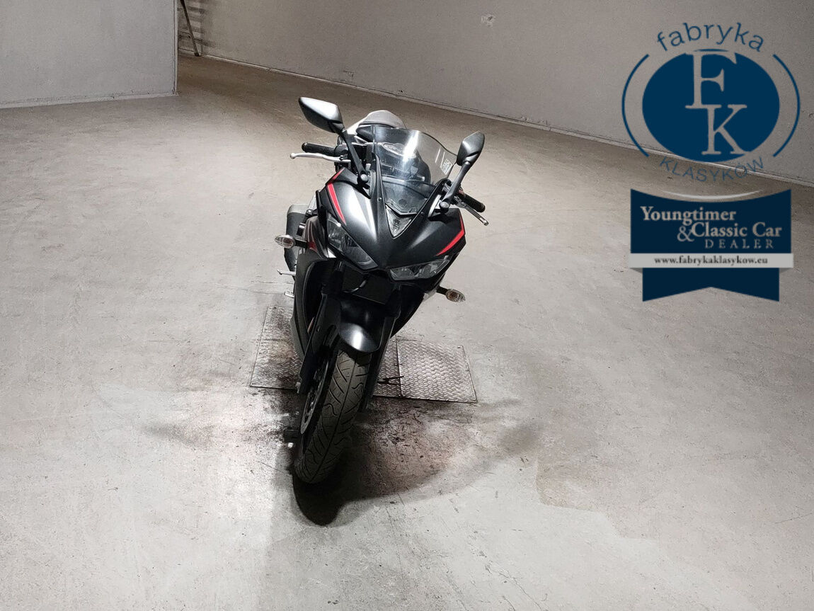 YAMAHA YZF-R3 2018 - zdjęcie 4