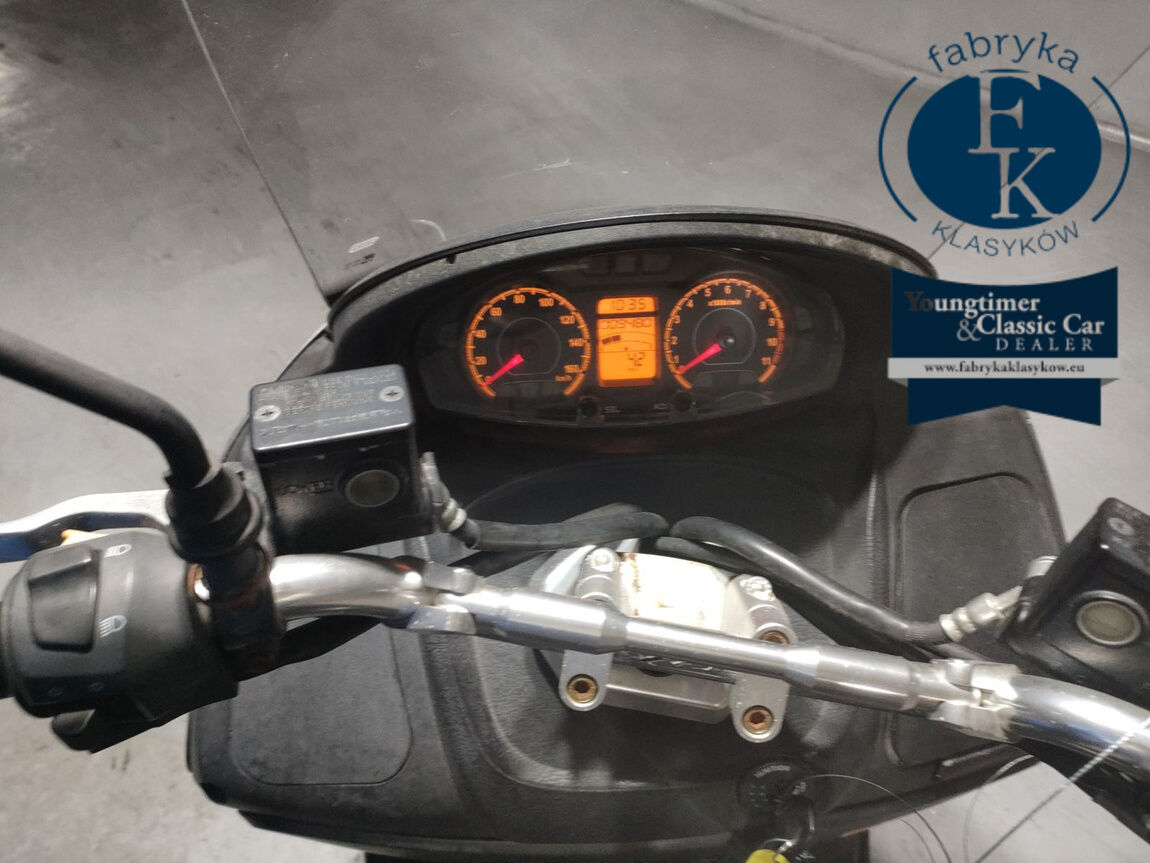 SUZUKI BURGMAN200  - zdjęcie 6