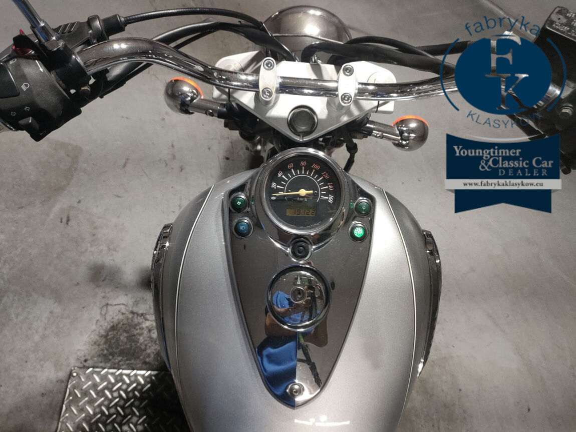 SUZUKI INTRUDER 250  - zdjęcie 6