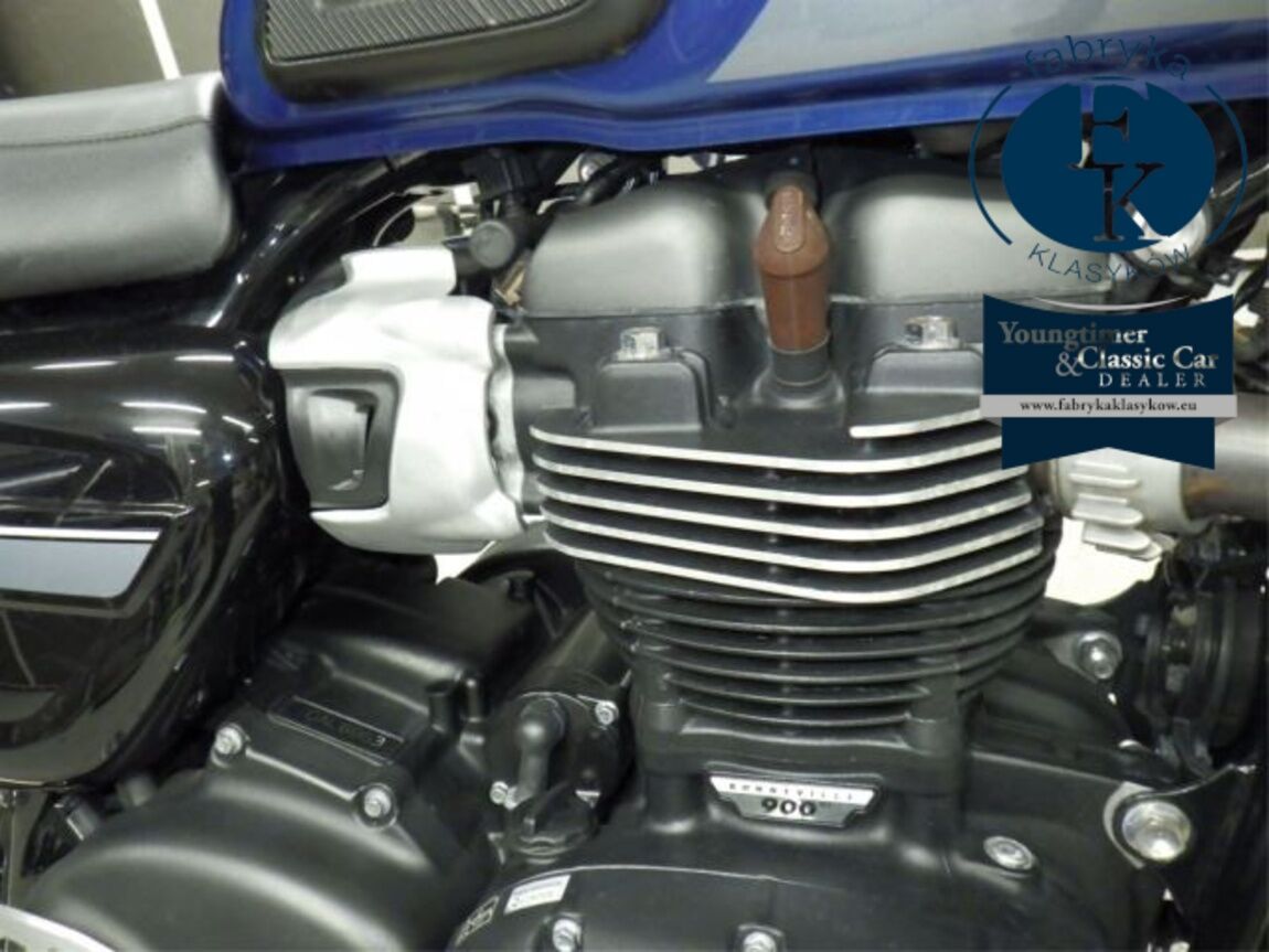 TRIUMPH STREET TWIN 2021 - zdjęcie 9