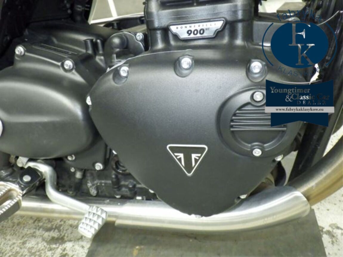 TRIUMPH STREET TWIN 2021 - zdjęcie 10
