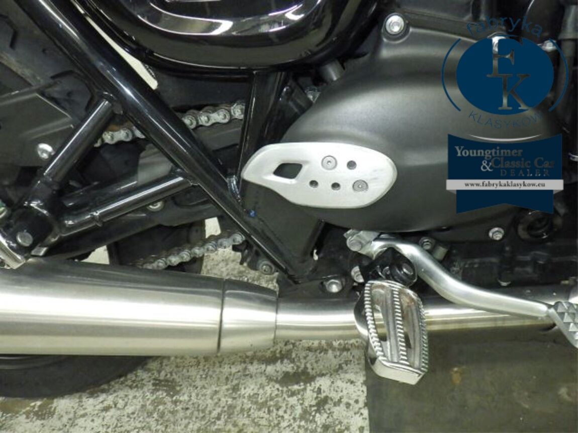 TRIUMPH STREET TWIN 2021 - zdjęcie 30