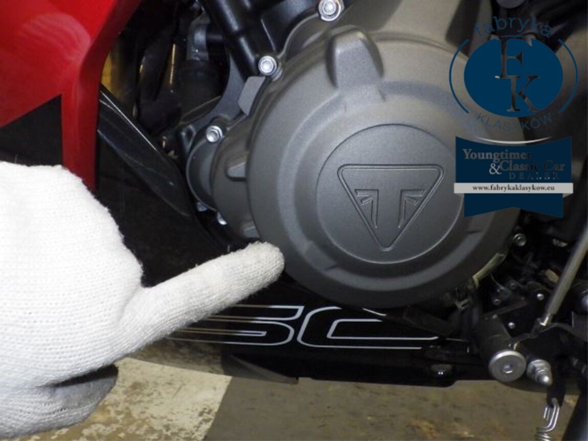 TRIUMPH DAYTONA 660 2024 - zdjęcie 12