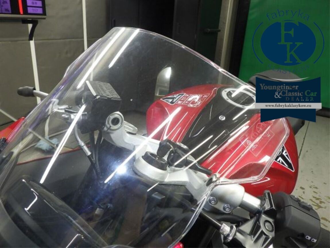 TRIUMPH DAYTONA 660 2024 - zdjęcie 17
