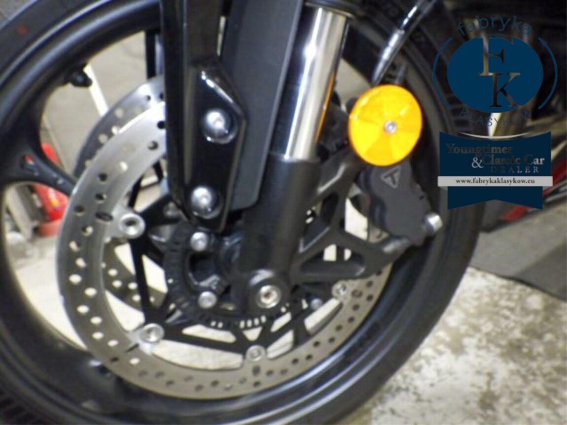 TRIUMPH DAYTONA 660 2024 - zdjęcie 23